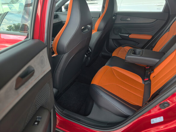2026 Changan UNI-V I Рестайлинг 2, красный, 3499900 рублей - вид 10