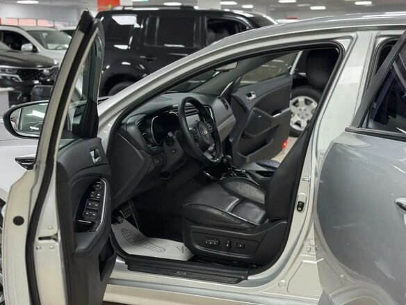 2015 Kia Optima III Рестайлинг, серебристый, 995000 рублей - вид 10