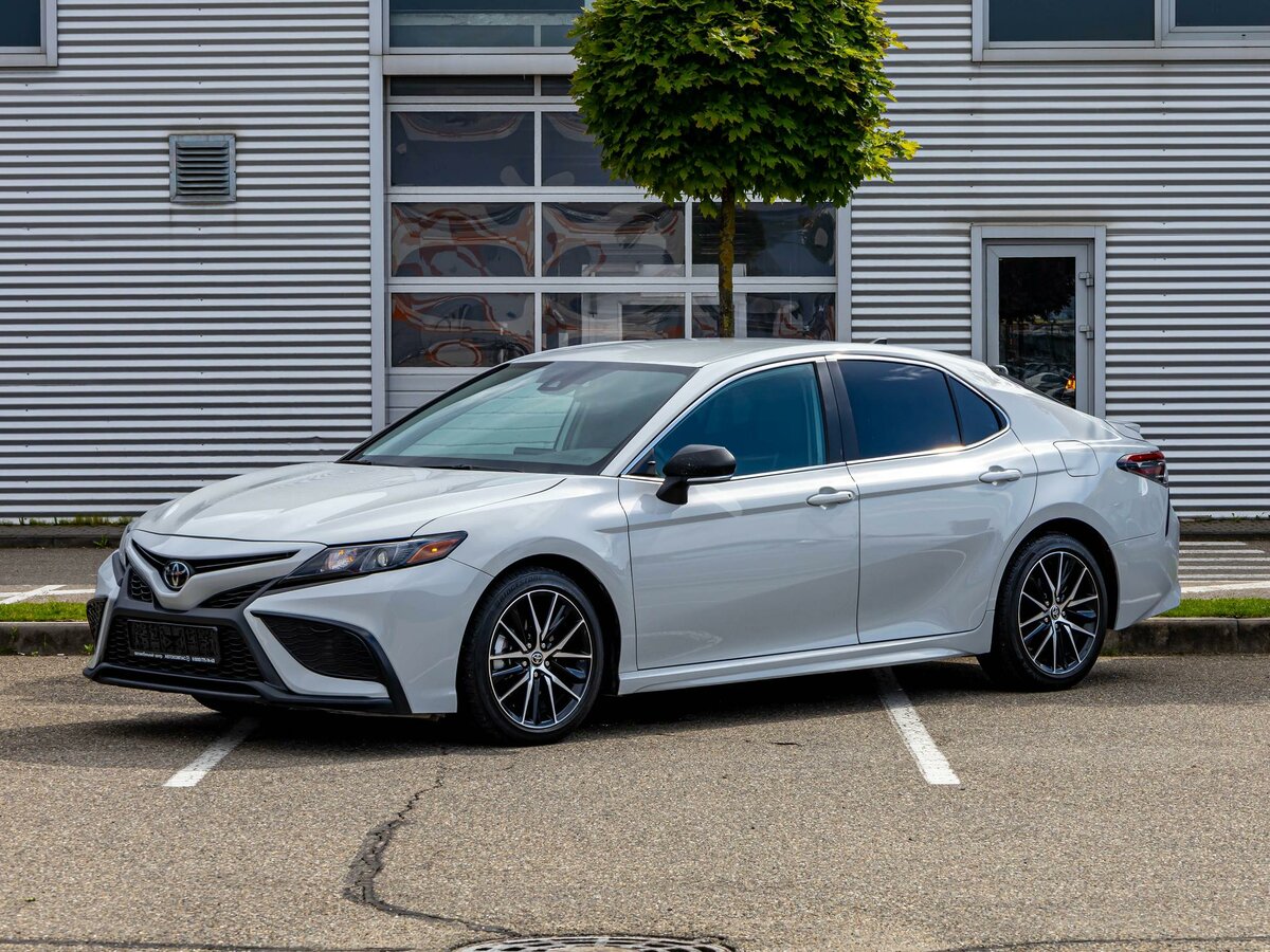 Открыть фотографии: Toyota Camry VIII (XV70) Рестайлинг