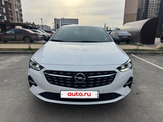 2020 Opel Insignia II Рестайлинг, белый, 1800000 рублей, вид 3