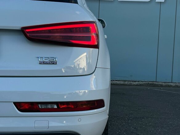 2016 Audi Q3 I (8U) Рестайлинг, белый, 1880000 рублей - вид 6