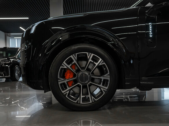 2025 Lynk & Co 900, чёрный - вид 33