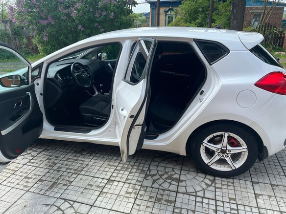 2015 Kia Ceed II, белый, 1160000 рублей - вид 11