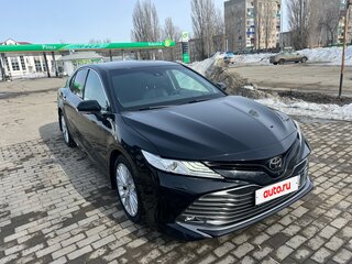 2021 Toyota Camry VIII (XV70), чёрный, 2800000 рублей, вид 3