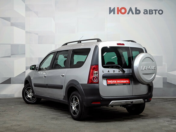 2019 Lada (ВАЗ) Largus Cross I, серебристый, 940000 рублей - вид 7