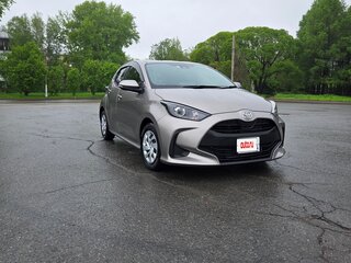 2020 Toyota Yaris IV, коричневый, 1520000 рублей, вид 3
