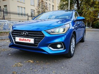 2017 Hyundai Solaris II, синий, 1450000 рублей, вид 3