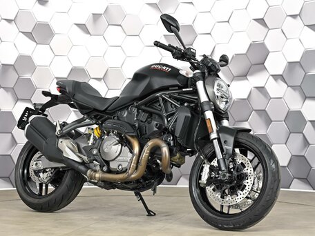 2019 Ducati Monster 821, чёрный, 769000 рублей, вид 1