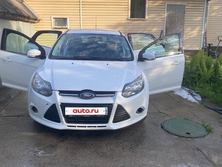 2011 Ford Focus III, белый, 690000 рублей, вид 2