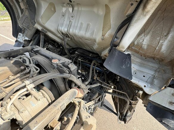 2013 Isuzu Elf (N-series), белый, 3750000 рублей - вид 34