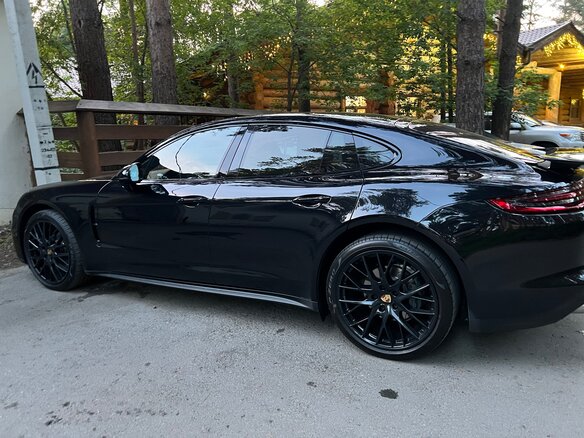 2016 Porsche Panamera 4S II, чёрный, 6100000 рублей - вид 5