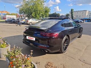 2018 Porsche Panamera 4 II, чёрный, 4650000 рублей, вид 5