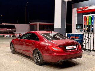 2011 Mercedes-Benz CLS 350 II (C218), красный, 1650000 рублей, вид 2