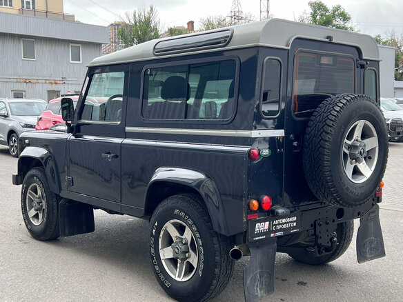 2011 Land Rover Defender 90 I Рестайлинг, чёрный - вид 5