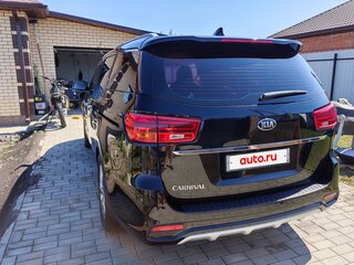 2018 Kia Carnival III, чёрный, 2850000 рублей, вид 5