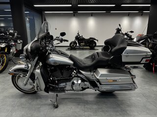 2003 Harley-Davidson Electra Glide, серебристый, 890000 рублей, вид 2