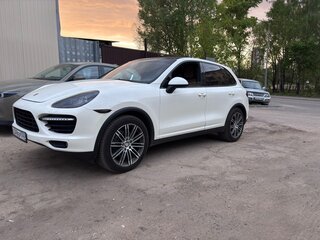 2011 Porsche Cayenne II (958), белый, 2550000 рублей, вид 2