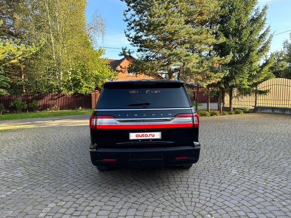 2018 Lincoln Navigator IV, чёрный, 6500000 рублей - вид 5