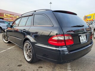 2004 Mercedes-Benz E-Класс 220 III (W211, S211), зелёный, 999999 рублей, вид 3
