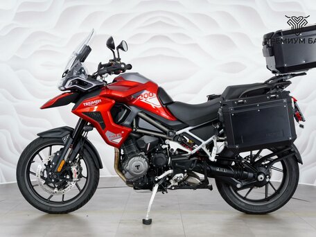 2025 Triumph Tiger 1200, красный, 1699000 рублей, вид 2