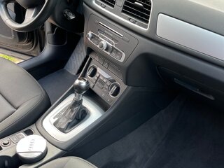2016 Audi Q3 I (8U) Рестайлинг, чёрный, 1600000 рублей, вид 5