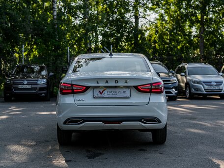 2024 Lada (ВАЗ) Vesta I Рестайлинг (NG), белый, 1166000 рублей, вид 4