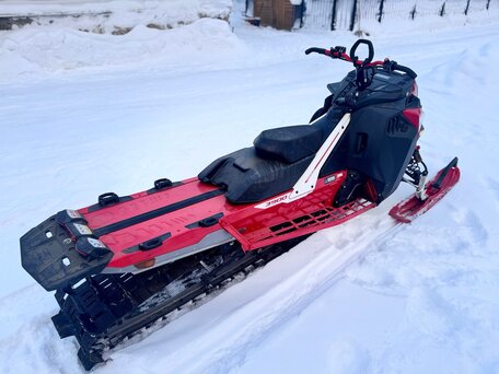 2023 BRP Lynx Shredder RE 850 E-TEC Turbo R, красный, 2250000 рублей, вид 4