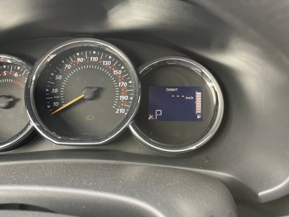 2018 Renault Sandero Stepway II, красный, 1050000 рублей - вид 4