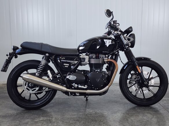 2023 Triumph Speed Twin, чёрный, 919000 рублей