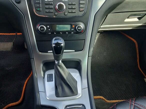 2012 Ford Mondeo IV Рестайлинг, белый, 790000 рублей - вид 19