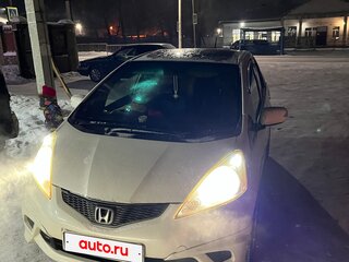2010 Honda Fit II, белый, 800000 рублей, вид 3
