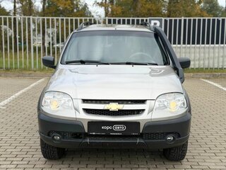 2017 Chevrolet Niva I Рестайлинг, серый, 571100 рублей, вид 2