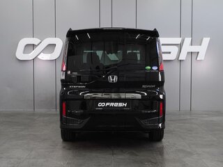 2017 Honda Stepwgn Spada V Рестайлинг, чёрный, 2524000 рублей, вид 4
