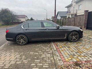 2020 BMW 7 серии Long 740Li xDrive VI (G11/G12) Рестайлинг, чёрный, 4050000 рублей, вид 2
