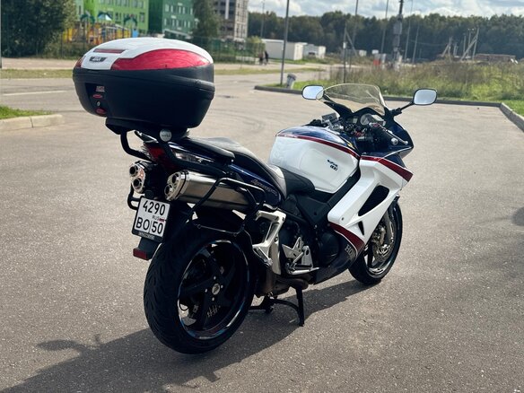 2007 Honda VFR 800, белый, 680000 рублей - вид 5