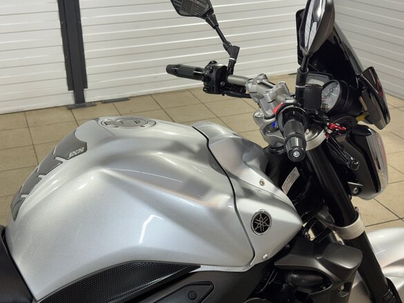 2011 Yamaha FZ1, серебристый, 695000 рублей - вид 13