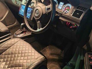 2010 Volkswagen Touran I Рестайлинг, белый, 840000 рублей, вид 4