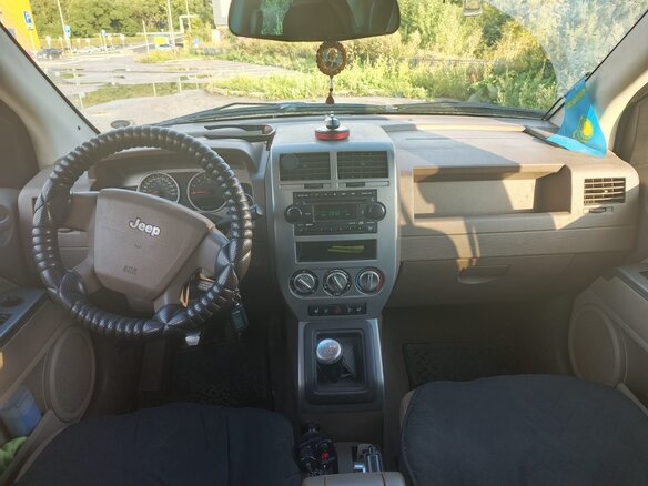 2006 Jeep Compass I, коричневый - вид 8