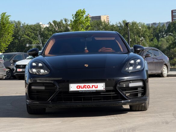 2017 Porsche Panamera Turbo II, чёрный, 6600000 рублей - вид 2