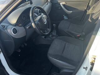 2012 Renault Logan I Рестайлинг, белый, 580000 рублей, вид 5
