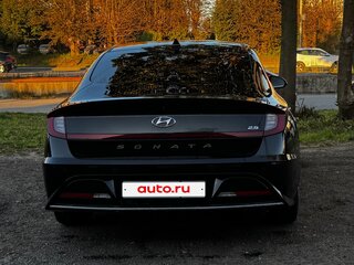 2020 Hyundai Sonata VIII (DN8), чёрный, 2420000 рублей, вид 4