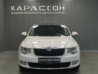 2012 Skoda Superb II, белый, 979000 рублей, вид 3