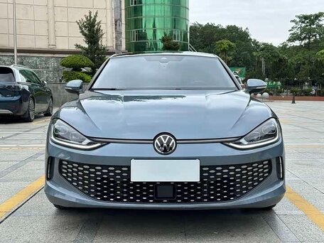 2023 Volkswagen Lamando L II, серебристый, 1900000 рублей, вид 1
