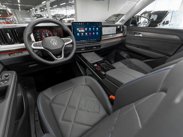 2026 Volkswagen Tavendor I Рестайлинг, чёрный, 6100000 рублей - вид 6