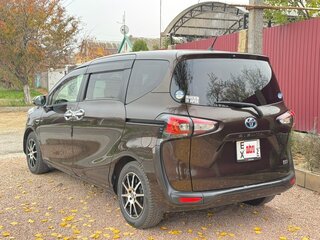 2018 Toyota Sienta II Рестайлинг, коричневый, 1850000 рублей, вид 5