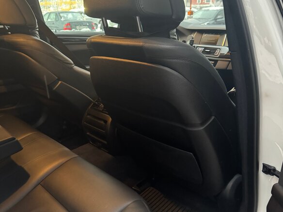 2016 BMW 5 серии 520d VI (F10/F11/F07) Рестайлинг, белый, 2650000 рублей - вид 15