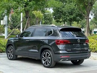 2022 Volkswagen Tharu I, чёрный, 1790004 рублей, вид 4