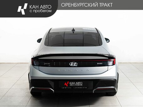 2024 Hyundai Sonata VIII (DN8) Рестайлинг, серый, 3900000 рублей, вид 4