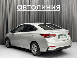 2019 Hyundai Solaris II, серебристый, 960000 рублей, вид 4
