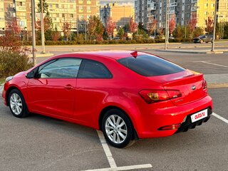 2013 Kia Cerato Koup III, красный, 1050000 рублей, вид 4